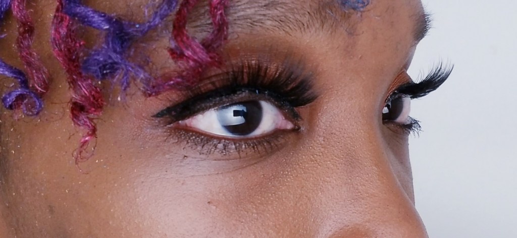 I Tried Magnetic&nbsp;Eyelashes!